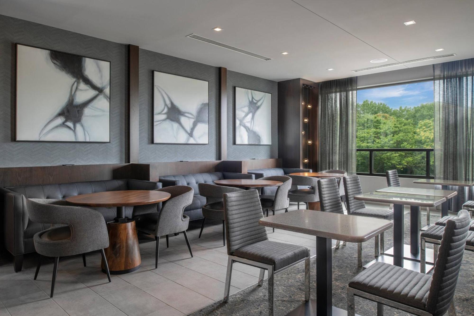 Towneplace Suites By Marriott Boston Медфорд Экстерьер фото