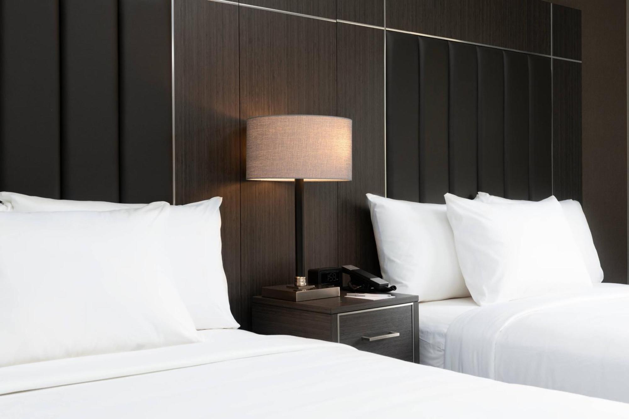 Towneplace Suites By Marriott Boston Медфорд Экстерьер фото
