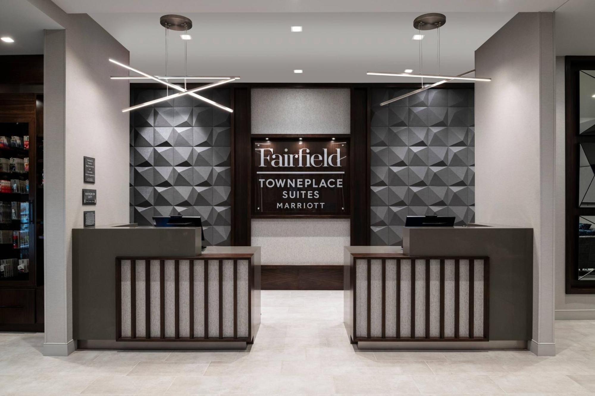 Towneplace Suites By Marriott Boston Медфорд Экстерьер фото